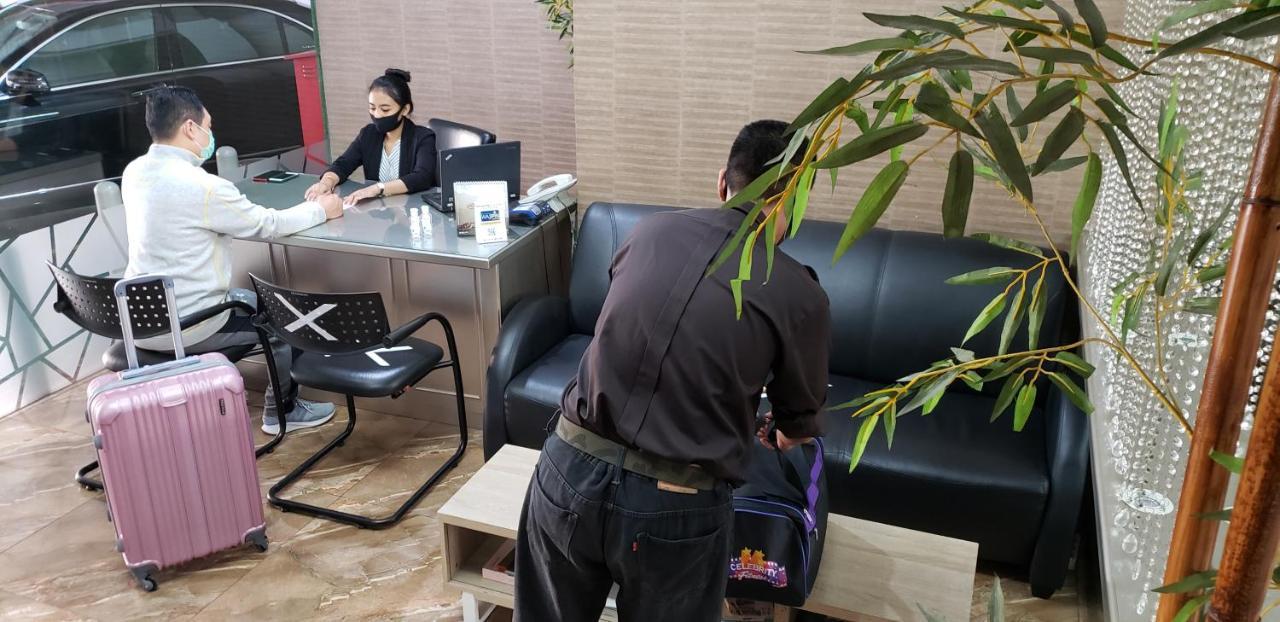 Harvia Suites Kebon Jeruk Giacarta Esterno foto