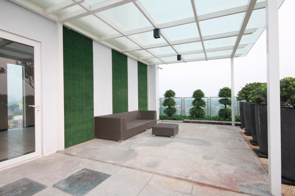 Harvia Suites Kebon Jeruk Giacarta Esterno foto