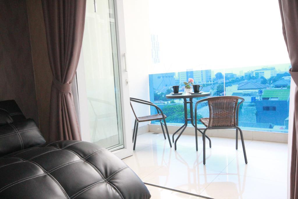 Harvia Suites Kebon Jeruk Giacarta Esterno foto