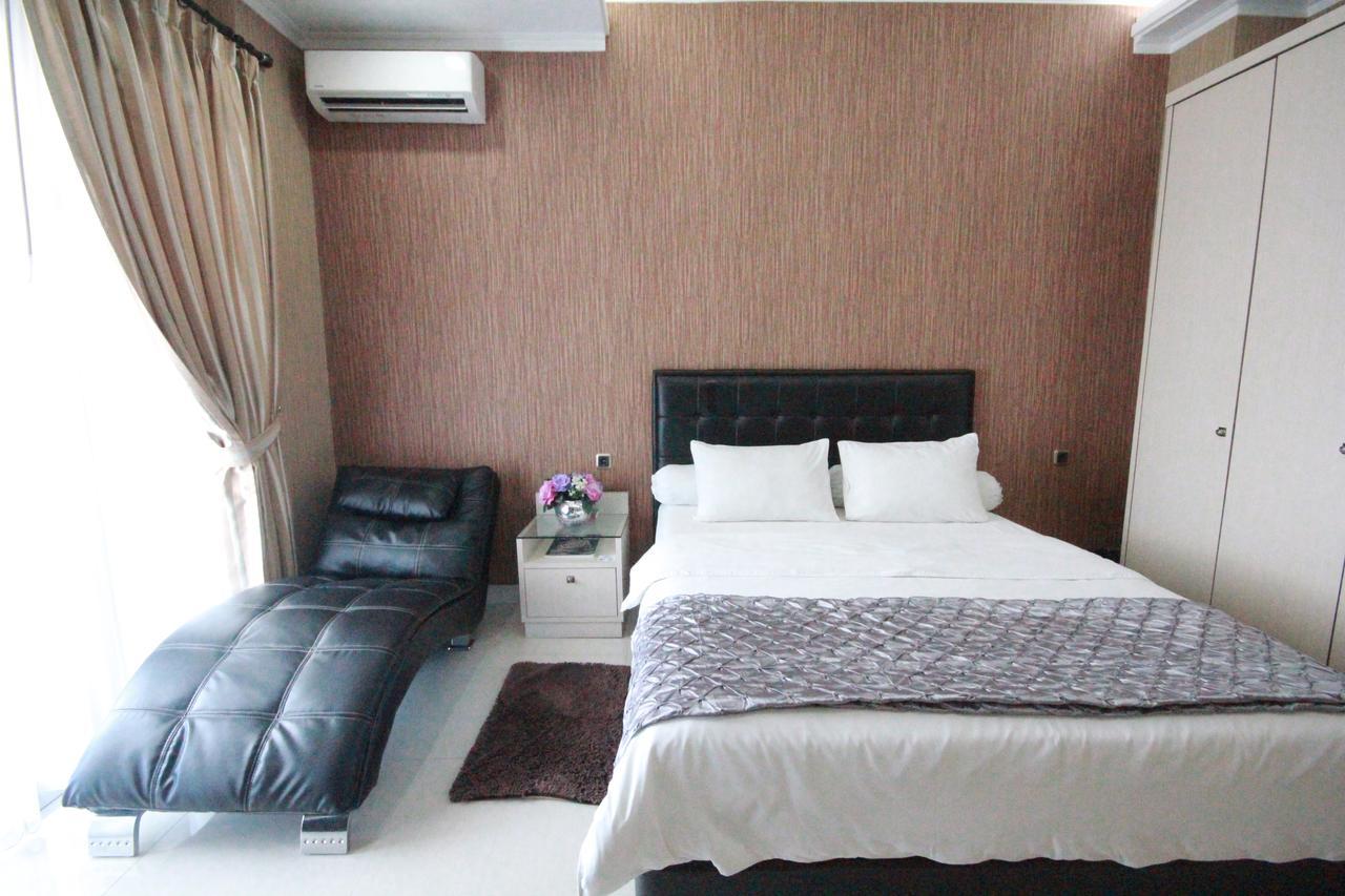 Harvia Suites Kebon Jeruk Giacarta Esterno foto