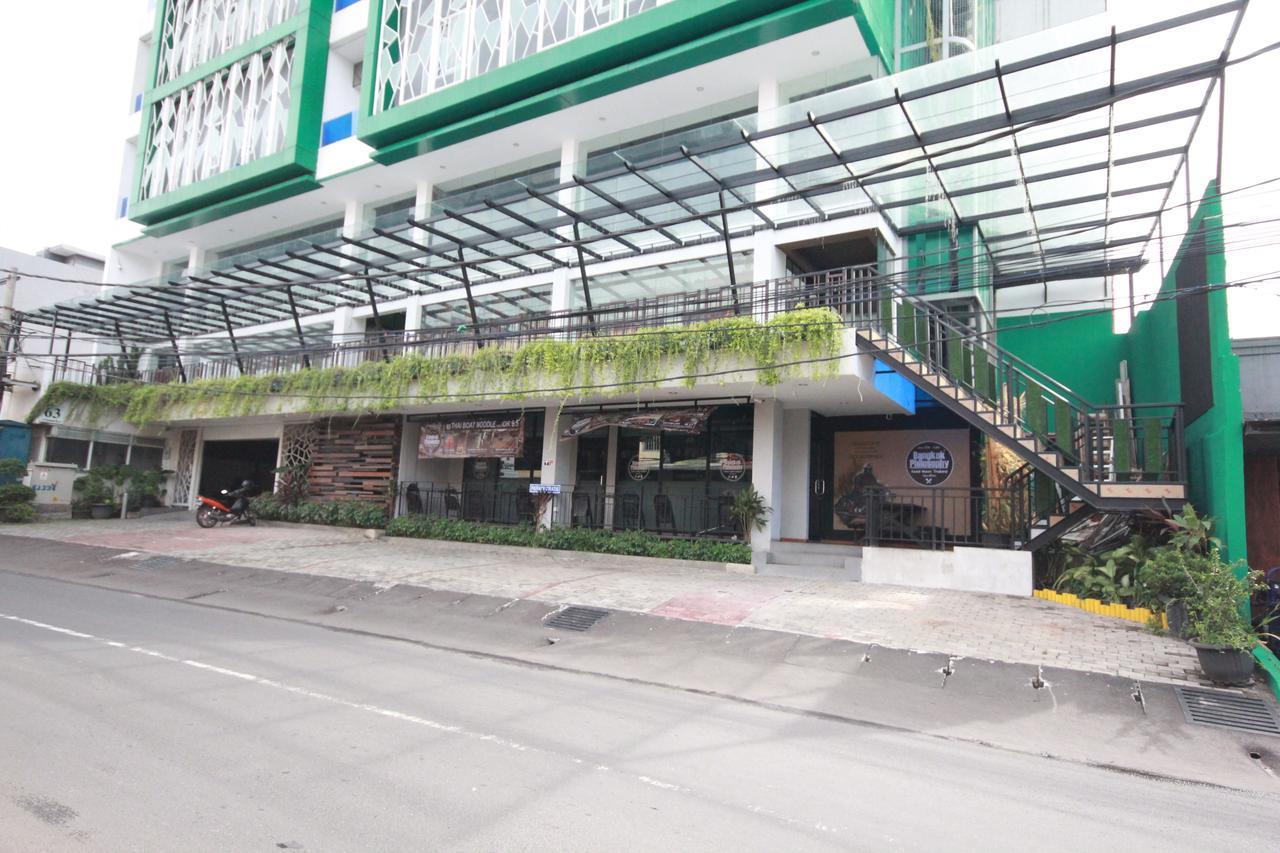 Harvia Suites Kebon Jeruk Giacarta Esterno foto